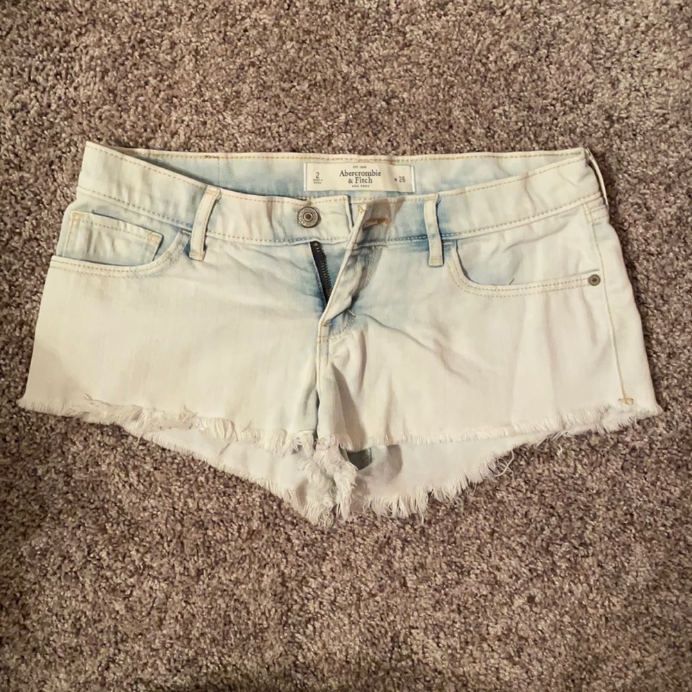 Women’s Abercrombie and Fitch Jean shorts size 2